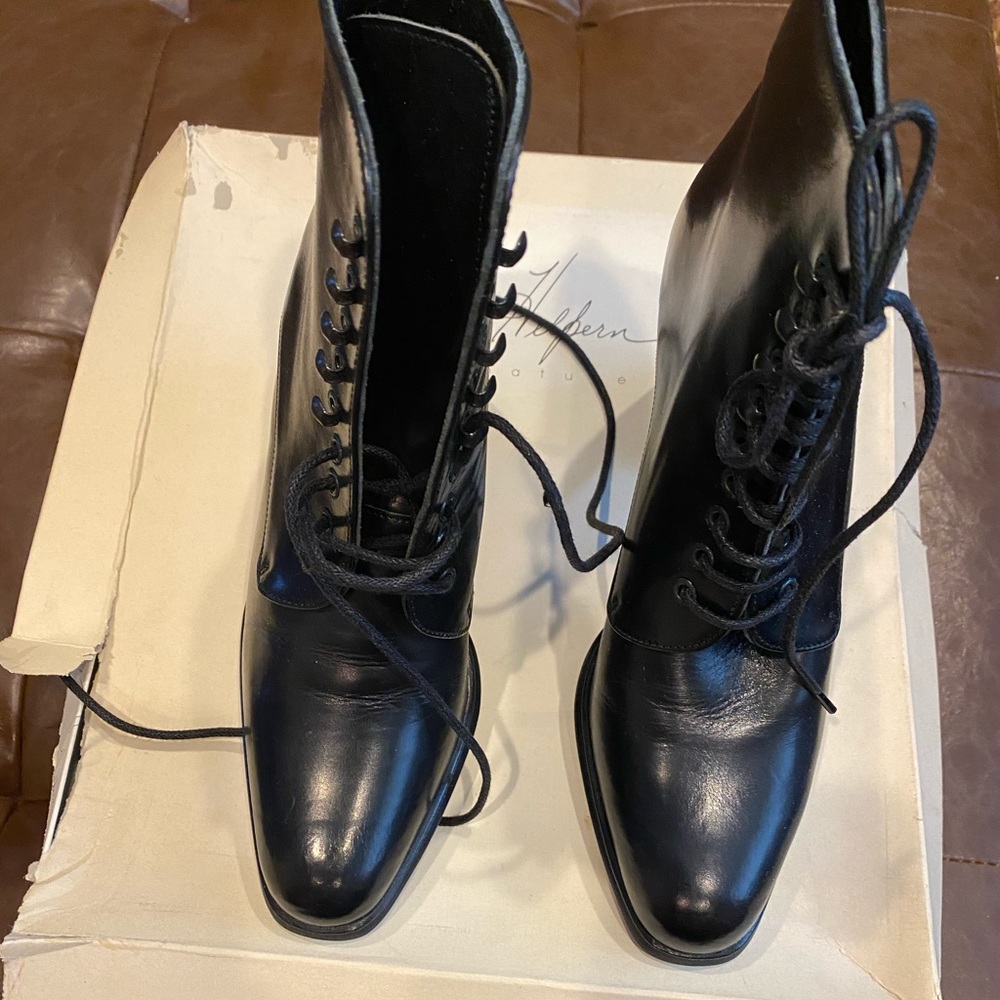 Joan Helpern Signature Black Chunky Heel Boot